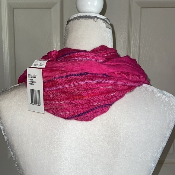 NWT Unbranded Raspberry Pudding Infinity Scarf - Picture 3 of 5
